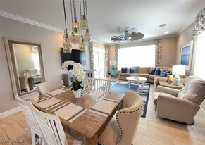 11900 Grosseto Ct in Ft. Myers, FL - Building Photo