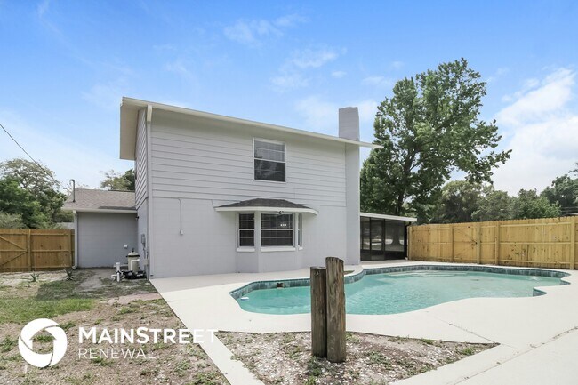 308 Adrienne Dr in Apopka, FL - Building Photo - Building Photo