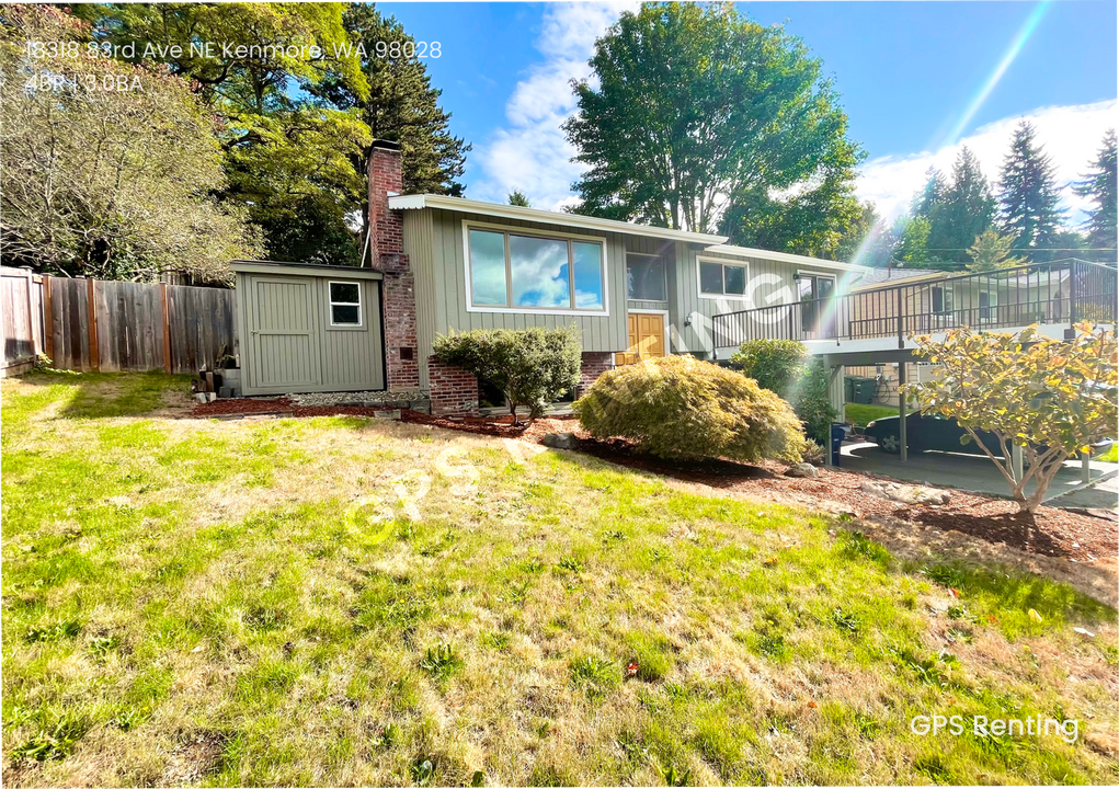 18318 83rd Ave NE in Kenmore, WA - Building Photo