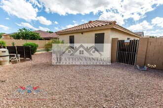 15792 W Port Au Prince Ln in Surprise, AZ - Building Photo - Building Photo