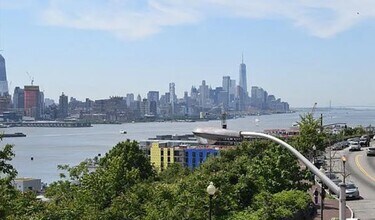 5311 Kennedy Blvd E, Unit 7 in West New York, NJ - Building Photo - Building Photo