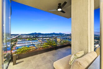 7180 E Kierland Blvd in Scottsdale, AZ - Building Photo - Building Photo