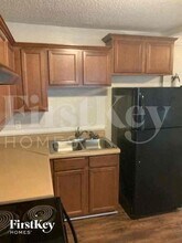 817 Beechwood Ave SW in Atlanta, GA - Building Photo - Building Photo