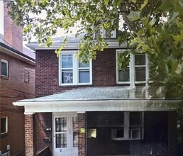 121 Sumner Ave, Unit Apartment 3 in Pittsburgh, PA - Building Photo - Building Photo