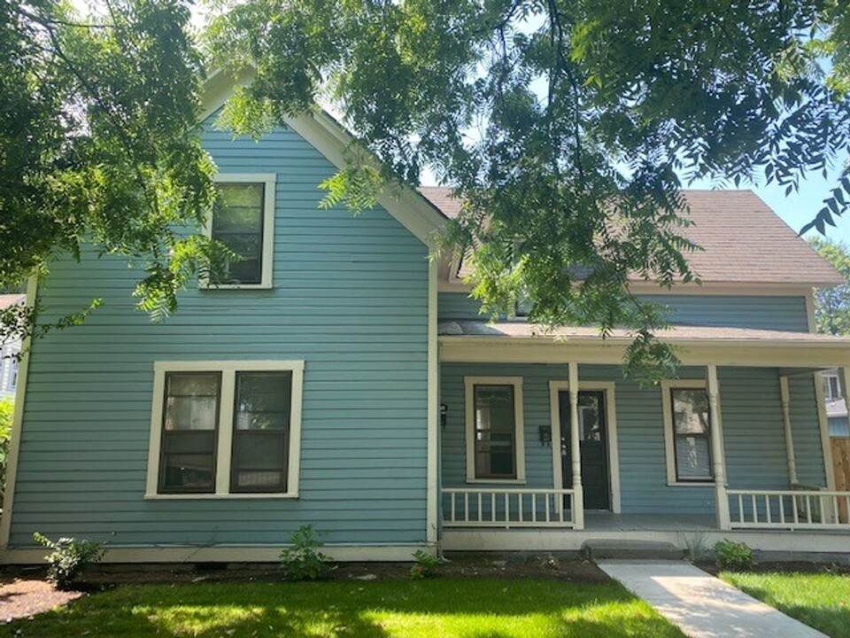 840-842 Washington St in Eugene, OR - Building Photo