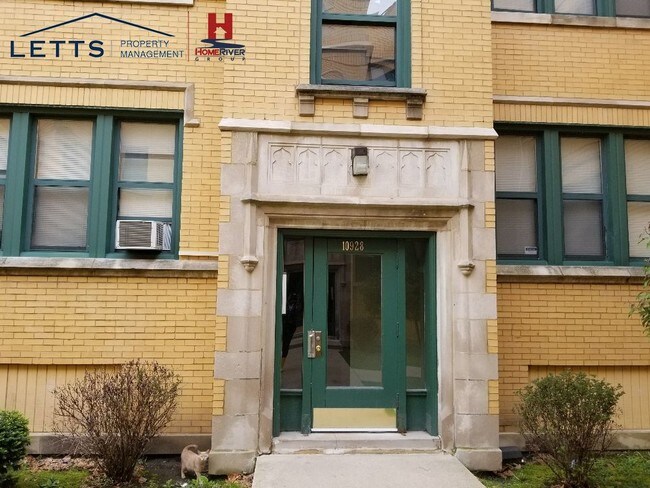 10928 S Vernon Ave-Unit -3W in Chicago, IL - Building Photo - Building Photo