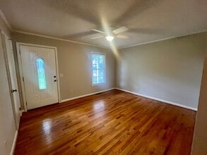 208 Vista Cir in Clemson, SC - Building Photo - Building Photo