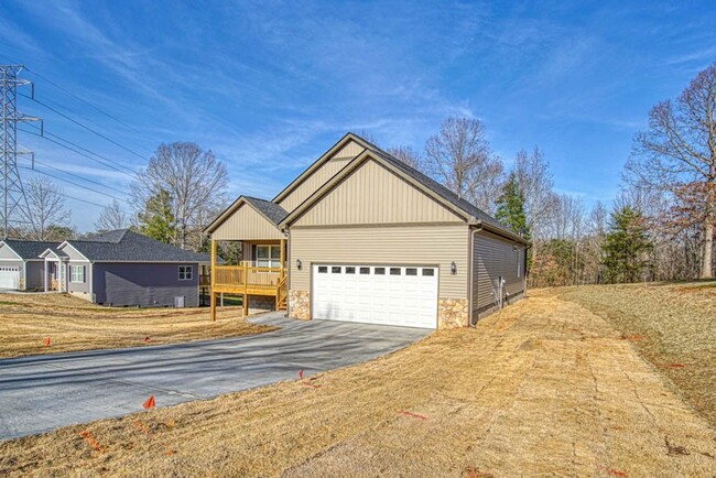 190 Tymberbrook Dr in Lyman, SC - Building Photo - Building Photo