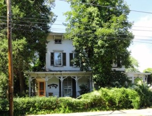 43 W Tulpehocken St in Philadelphia, PA - Building Photo