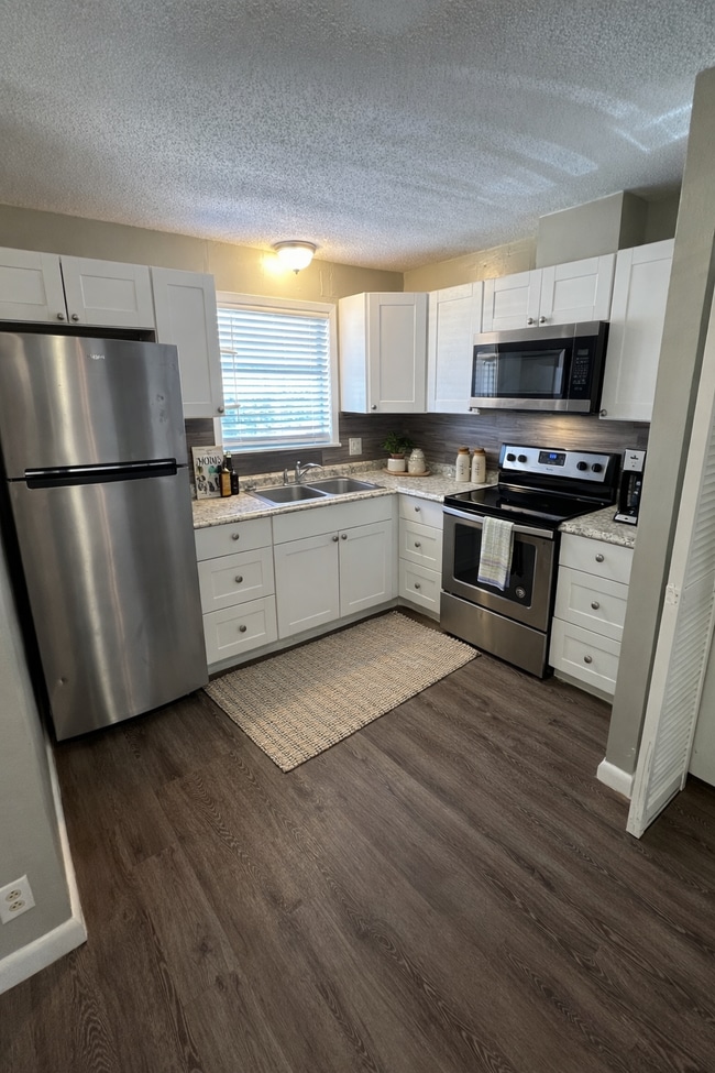 property at 3001 Jefferson Ave