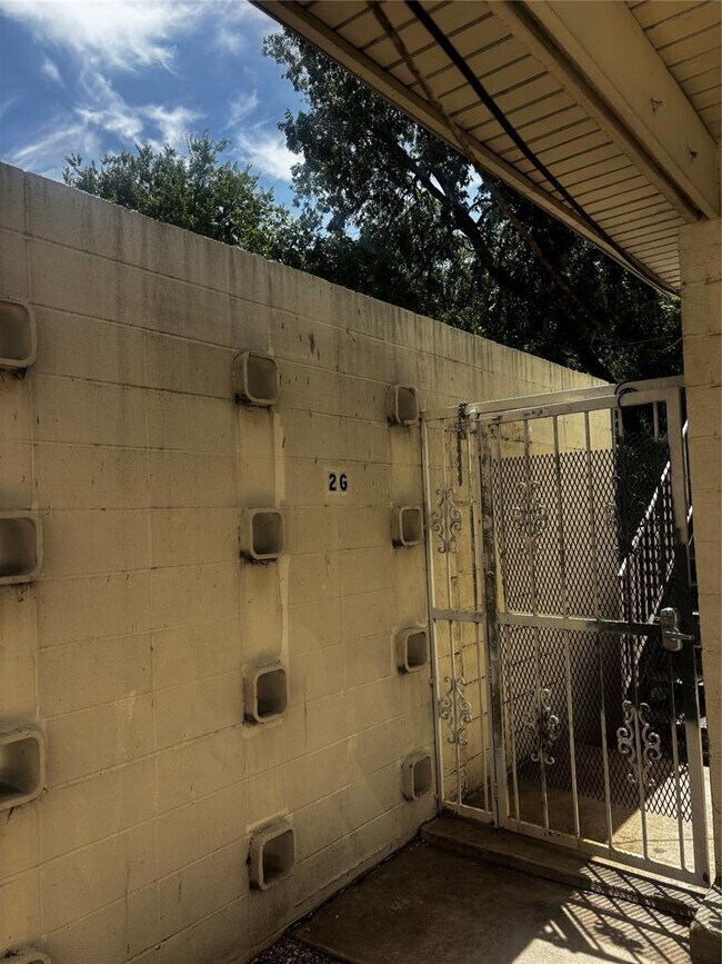 3100 S Congress Ave in Austin, TX - Building Photo - Building Photo