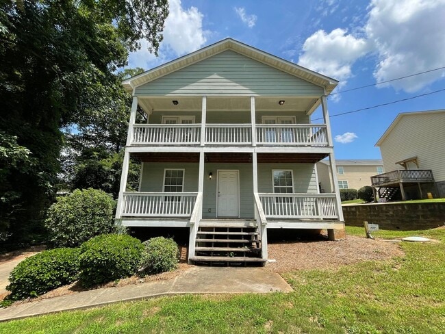 property at 400 Lake St