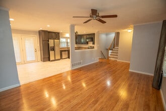 710 Earl Lee Dr in Jefferson City, MO - Building Photo - Building Photo