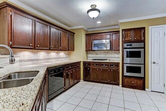 2723 Hot Springs Dr in Pearland, TX - Building Photo - Building Photo