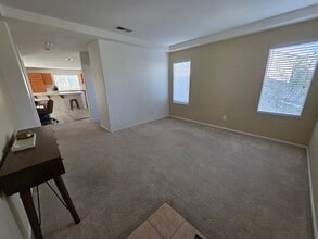 165 Canyon Creek Way in Oceanside, CA - Building Photo - Building Photo