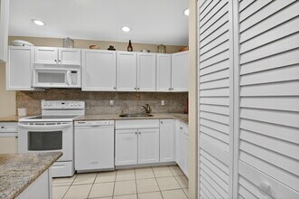 7 Southport Ln in Boynton Beach, FL - Building Photo - Building Photo
