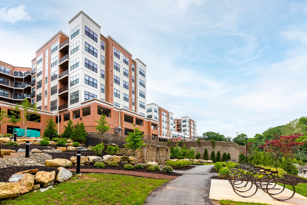 335 Bala in Bala Cynwyd, PA - Building Photo