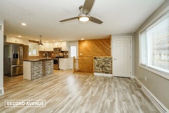 854 Monaca Rd in Monaca, PA - Foto de edificio - Building Photo