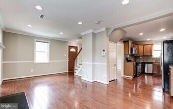 1116 44th Pl SE in Washington, DC - Building Photo - Building Photo