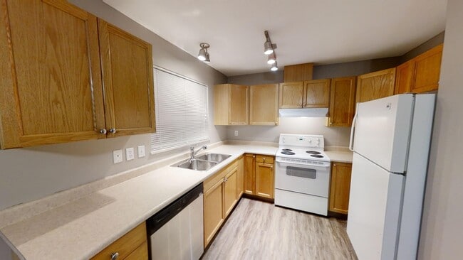 13025-13095 95 St in Grande Prairie, AB - Building Photo - Building Photo