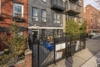 25 Van Buren St in Brooklyn, NY - Building Photo - Building Photo