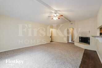 20142 Misty Pines Dr in Humble, TX - Foto de edificio - Building Photo