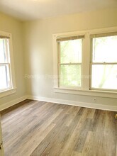 1822 N Olive St in San Antonio, TX - Building Photo - Building Photo