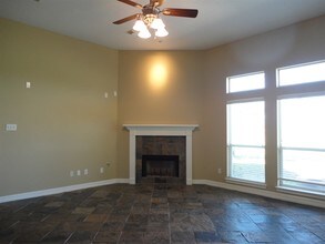 7722 Heron Lakes Dr in Houston, TX - Building Photo - Building Photo