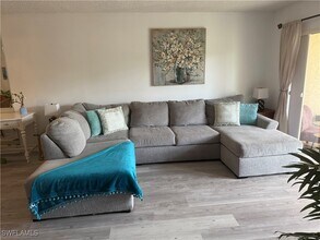 5535 Rattlesnake Hammock Rd in Naples, FL - Building Photo - Building Photo