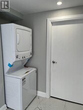 1195 McEachern Ct in Milton, ON - Building Photo - Building Photo