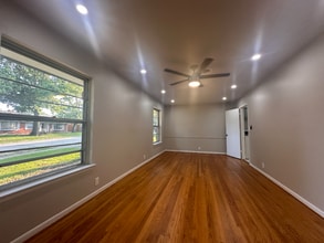 1202 Spruce Dr in Richardson, TX - Building Photo - Building Photo