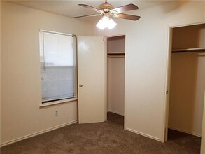 111 Cole St in Garland, TX - Building Photo - Building Photo