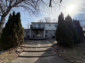 7068 Heather Heath Ln in West Bloomfield Township, MI - Building Photo - Building Photo