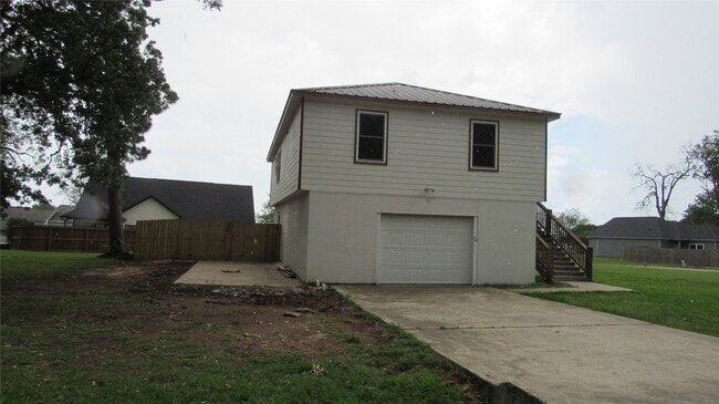 365 Deep Woods Ln in Livingston, TX - Building Photo - Building Photo