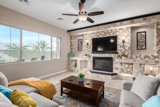 3132 E Athena Ct in Gilbert, AZ - Building Photo - Building Photo