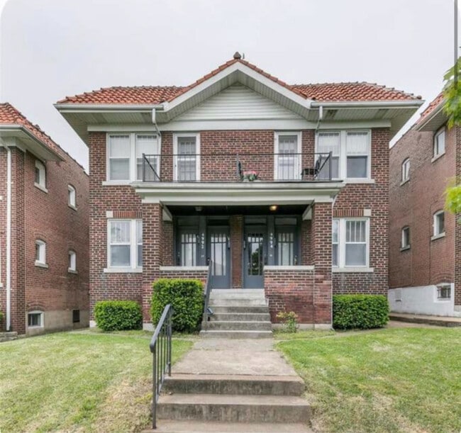 property at 4994 Mardel Ave