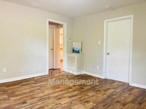 202 W Sullivan St in Gastonia, NC - Building Photo - Building Photo