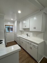 8939 Cadillac Ave in Los Angeles, CA - Building Photo - Building Photo