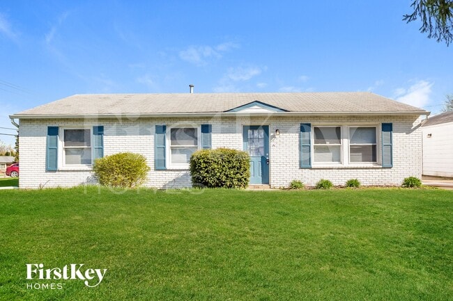 3210 E Dudley Ave in Indianapolis, IN - Foto de edificio - Building Photo