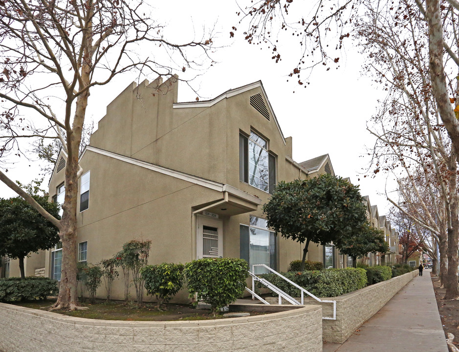 Troy Apartments in San Jose, CA - Building Photo