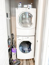 1800 W Idaho St in Boise, ID - Foto de edificio - Building Photo