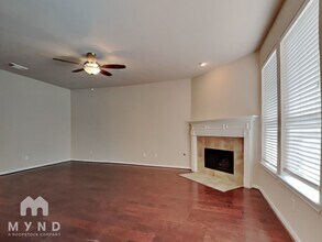 20927 Garden Arbor Ln in Richmond, TX - Foto de edificio - Building Photo