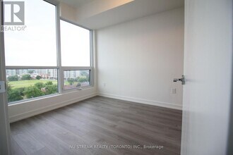 10 De Boers Dr in Toronto, ON - Building Photo - Building Photo