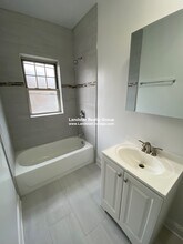 732 Reba Pl, Unit C1 in Evanston, IL - Building Photo - Building Photo