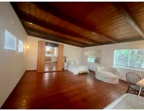 3334 55th St in San Diego, CA - Foto de edificio - Building Photo