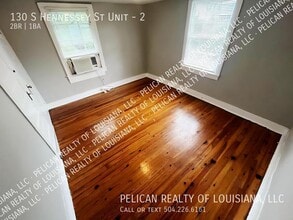 130 S Hennessey St in New Orleans, LA - Building Photo - Building Photo