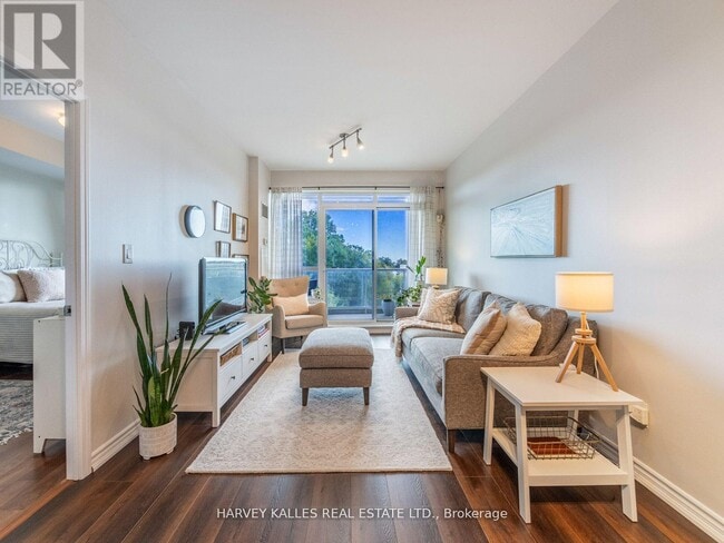 property at 3865-3865 Lake Shore Blvd W