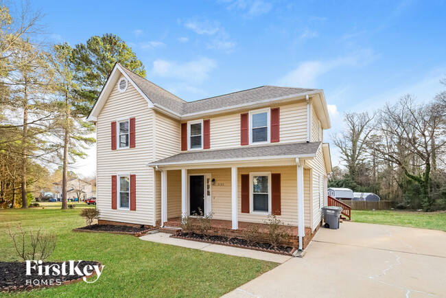 1411 Abbey Pl Dr in Belmont, NC - Foto de edificio - Building Photo