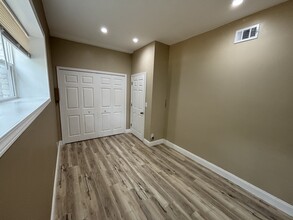 3268 Briarwood Blvd, Unit Briarwood Efficency in East Point, GA - Foto de edificio - Building Photo