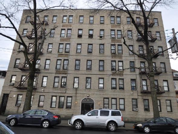 3115 Sedgwick Ave in Bronx, NY - Building Photo